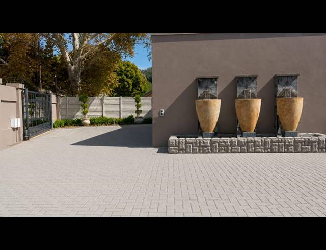 5 BEDROOM HOUSE FOR SALE IN SASOLBURG EXT 4
